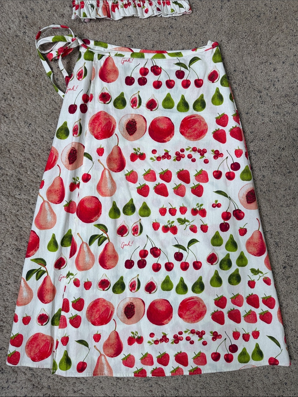 RARE 🍑🍓🍋‍🟩Lisa Says Gah Fruit-Print Top and matching midi skirt XS - Picture 4 of 8